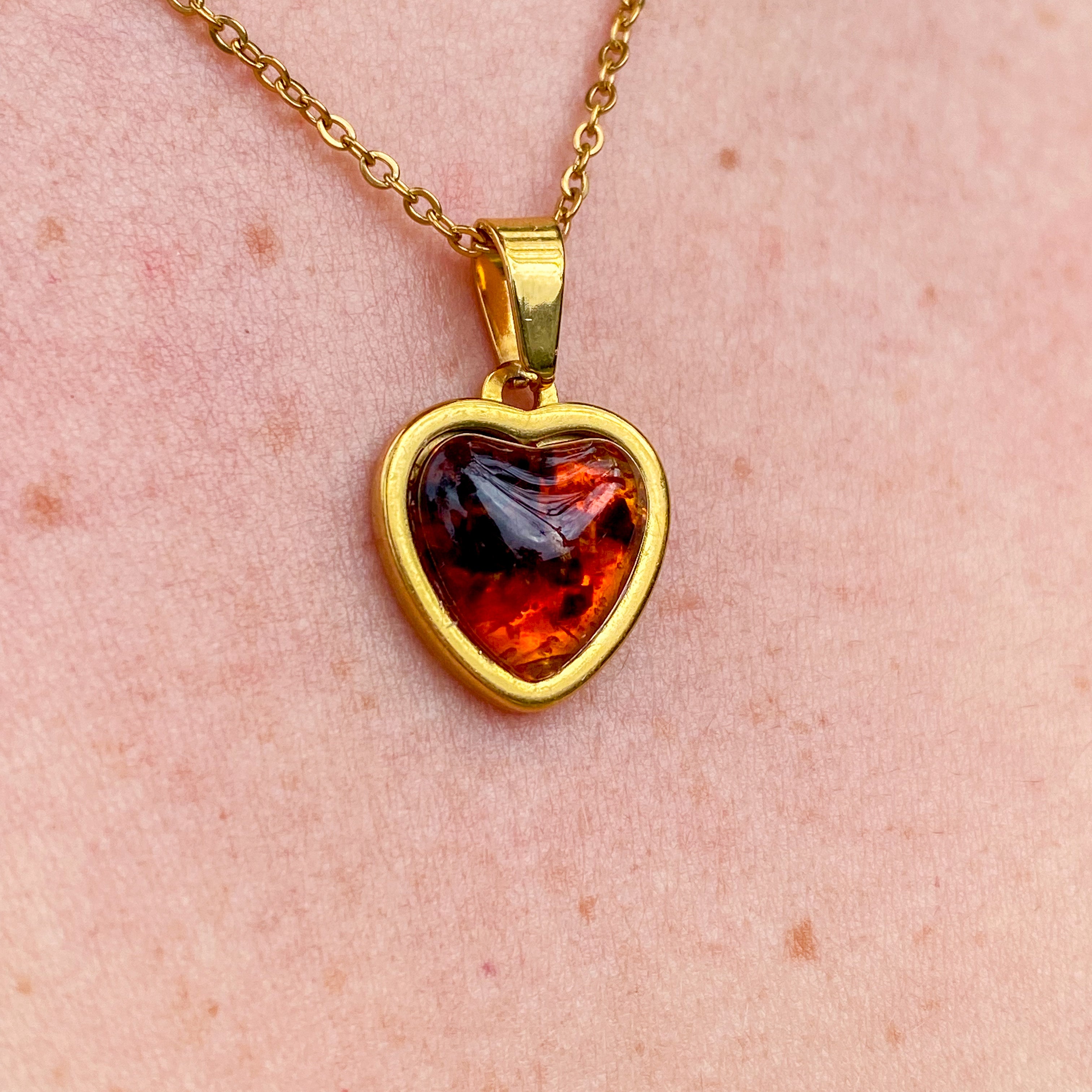 Piri Piri Heart-Shaped Necklace in Golden Stainless Steel