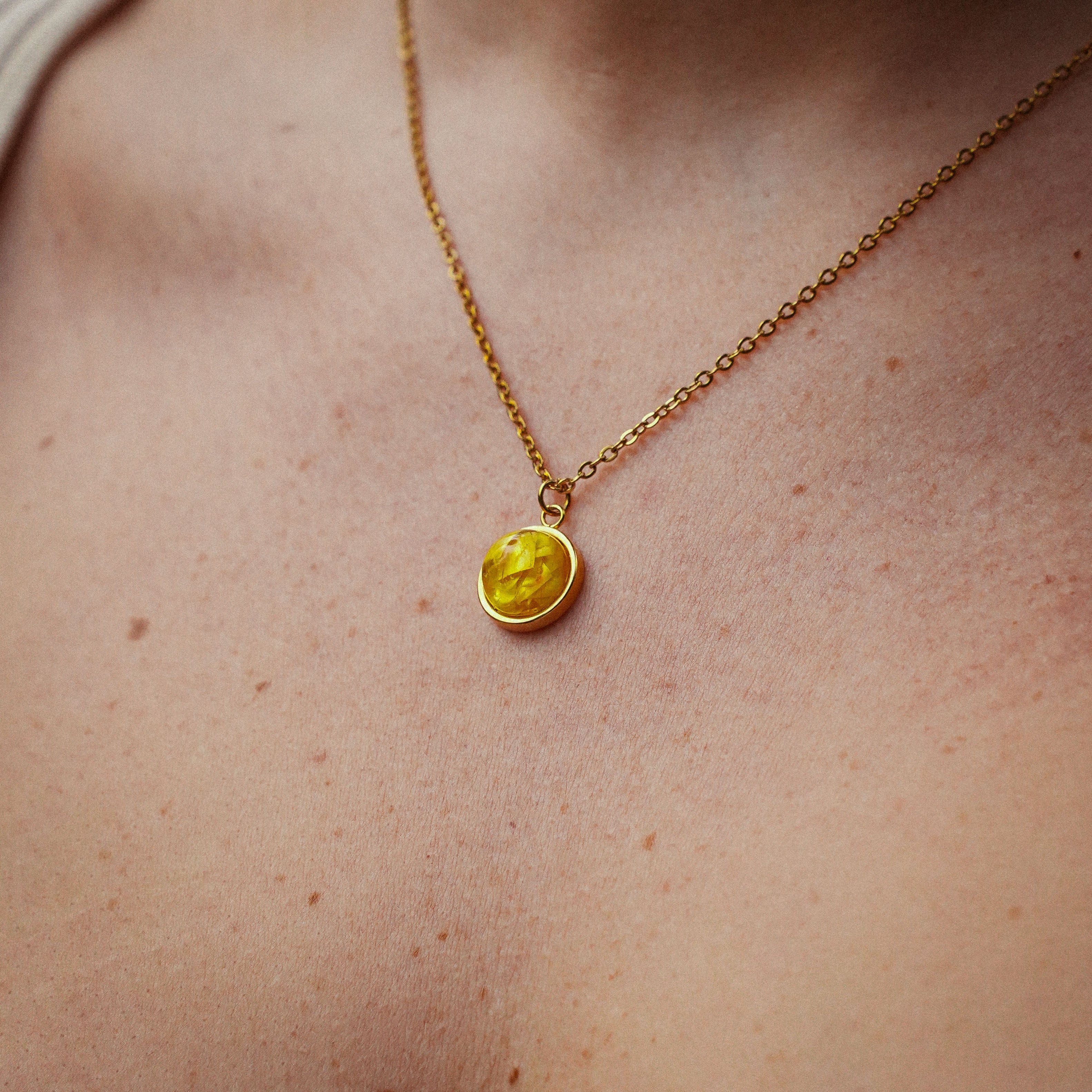 Yellow Evergreen Necklace in Golden Stainless Steel